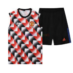Manchester United Red Geometric Patterned Sleeveless Training Kits 2022/23