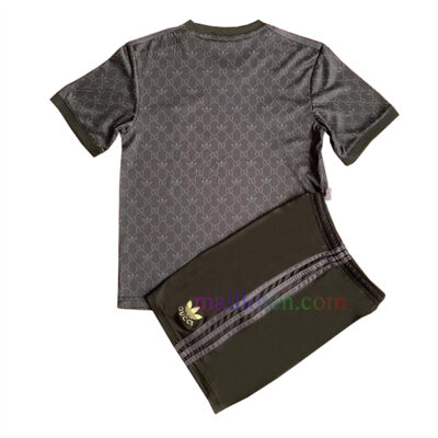 Juventus Black Kit Concept Edition