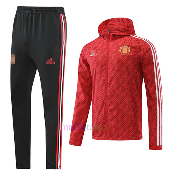 Manchester United Red Windrunner Kit 2022 | Mailloten.com