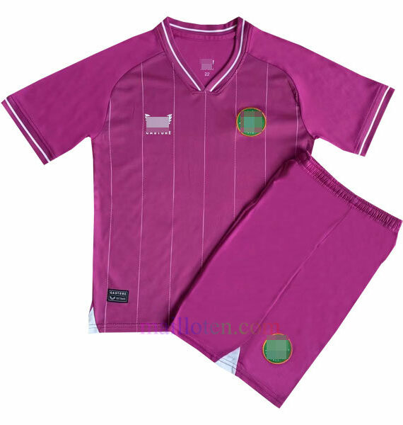 Ireland Pink Goalkeeper Kit Kids 2023