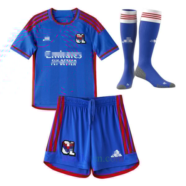 Lyon top away kit