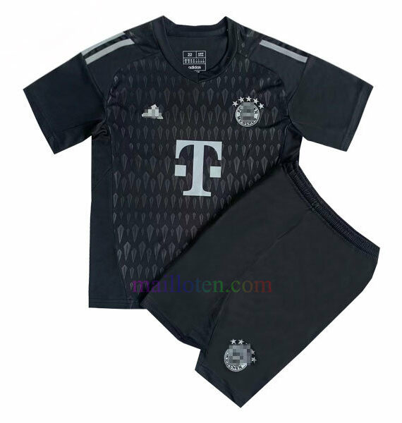 Bayern Munich Goalkeeper Kit Kids 2023/24 | Mailloten.com