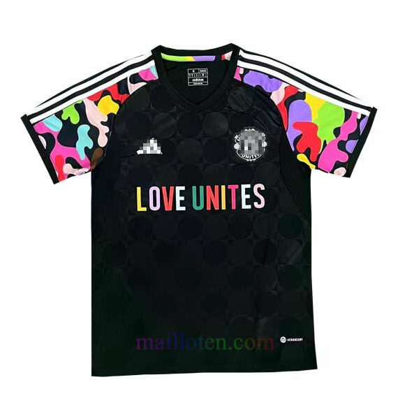 Manchester United Pre-match Jersey 2024/25