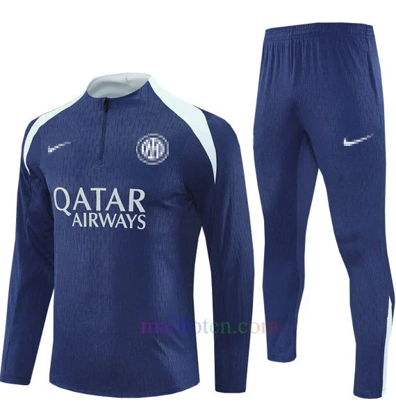 Inter Milan Strike Drill Kit Kids 2025/26 Dark Blue Inter Milan Strike Drill Kit Kids 2025/26 Dark Blue