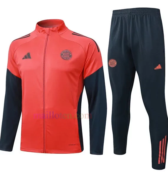 Bayern Munich Tracksuit 2025/26 Full Zip Orange Bayern Munich Tracksuit 2025/26 Full Zip Orange